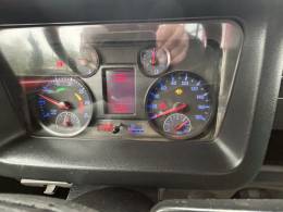 VOLKSWAGEN - 9-160 - 2013/2014 - Vermelha - R$ 220.000,00