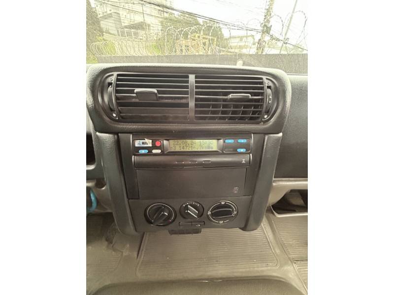 VOLKSWAGEN - 9-160 - 2013/2014 - Vermelha - R$ 220.000,00