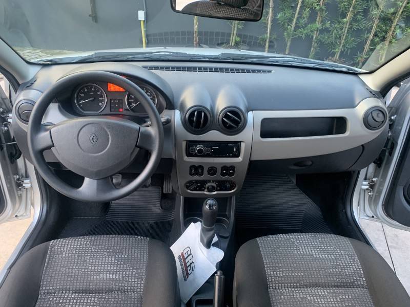 RENAULT - SANDERO - 2010/2010 - Prata - R$ 26.900,00