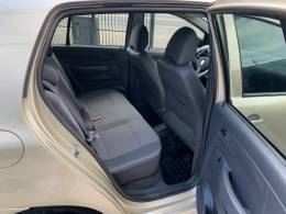 VOLKSWAGEN - FOX - 2004/2005 - Bege - R$ 23.900,00