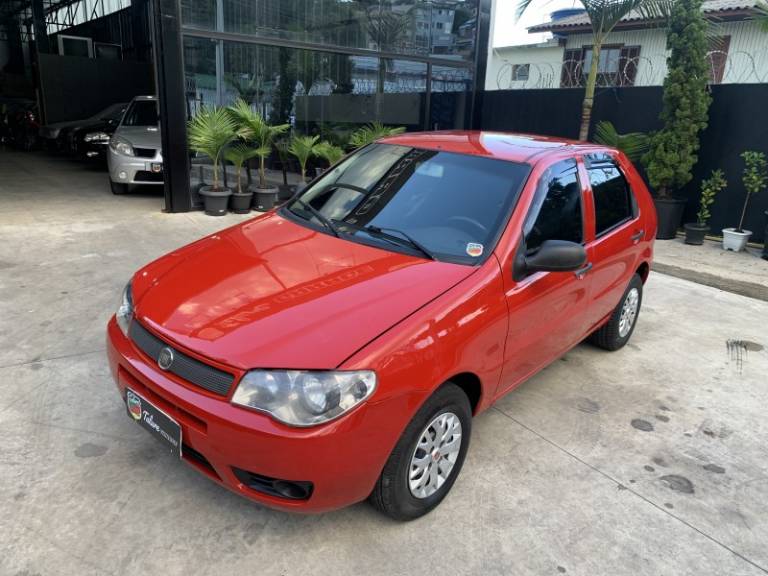 FIAT - PALIO - 2011/2011 - Vermelha - R$ 28.900,00
