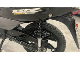 HONDA - BIZ 125 - 2006/2006 - Preta - R$ 8.500,00
