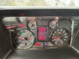 VOLKSWAGEN - 9-160 - 2013/2014 - Vermelha - R$ 220.000,00