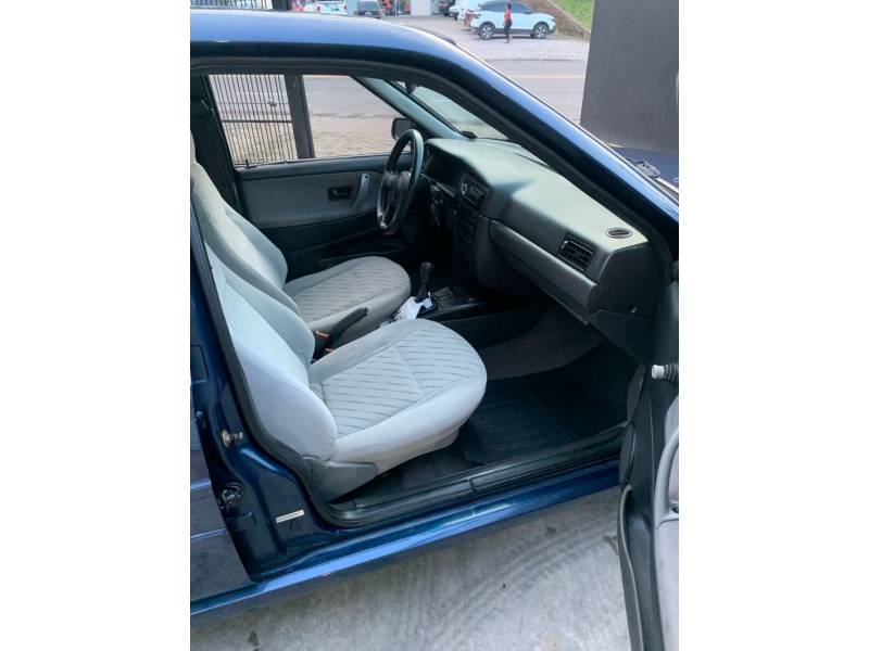 VOLKSWAGEN - SANTANA - 1998/1999 - Azul - R$ 28.000,00