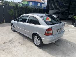 CHEVROLET - ASTRA - 2000/2001 - Prata - R$ 32.000,00