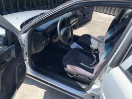 CHEVROLET - VECTRA - 1998/1999 - Prata - R$ 35.000,00