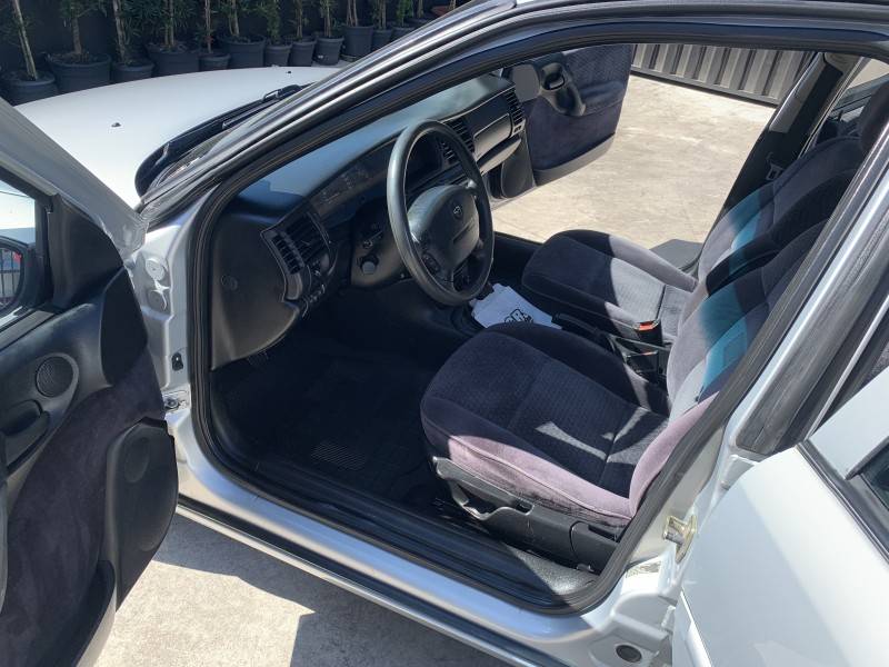 CHEVROLET - VECTRA - 1998/1999 - Prata - R$ 35.000,00