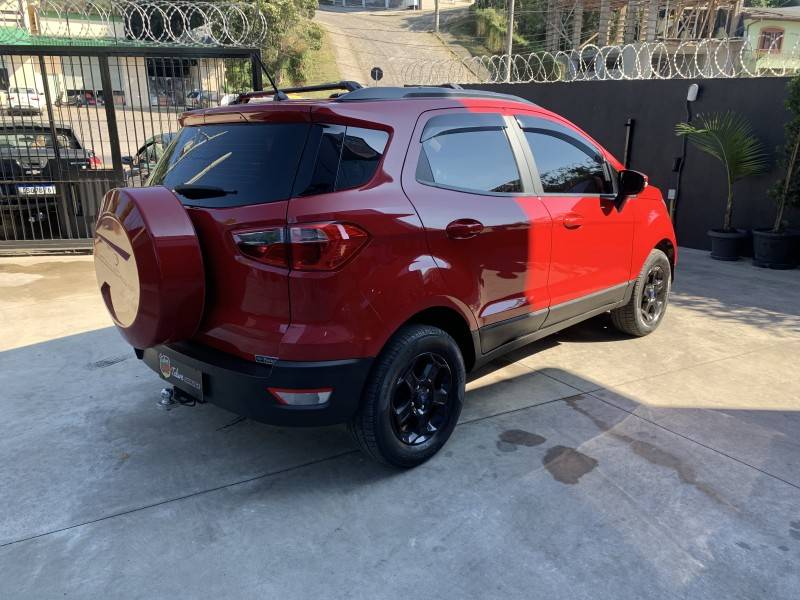 FORD - ECOSPORT - 2020/2021 - Vermelha - R$ 77.900,00