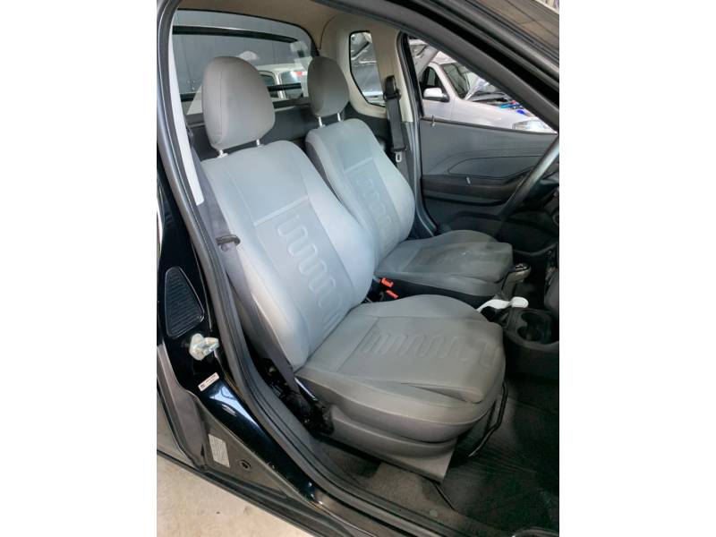 CHEVROLET - MONTANA - 2011/2012 - Preta - R$ 42.900,00