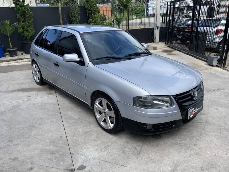 VOLKSWAGEN - GOL - 2007/2008 - Prata - R$ 85.000,00