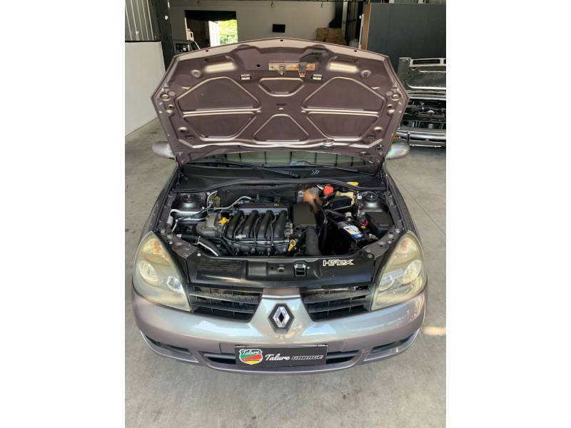RENAULT - CLIO - 2007/2008 - Cinza - R$ 23.900,00