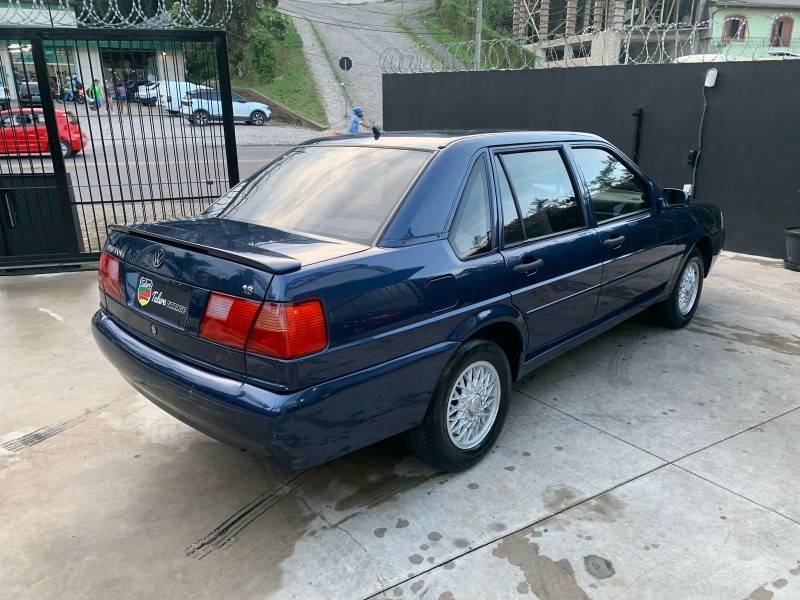 VOLKSWAGEN - SANTANA - 1998/1999 - Azul - R$ 28.000,00