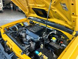 NISSAN - XTERRA - 2003/2004 - Amarela - R$ 95.000,00