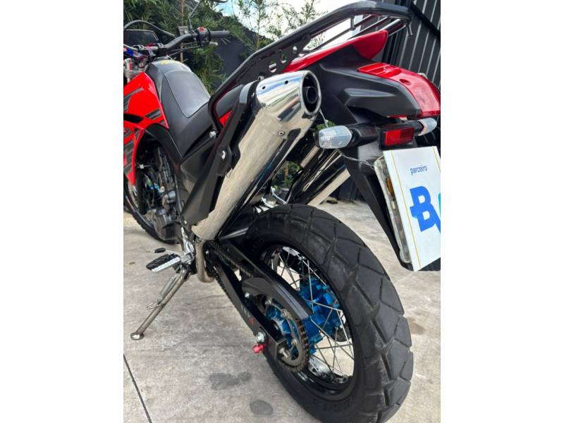 YAMAHA - XT - 2009/2009 - Vermelha - R$ 35.900,00