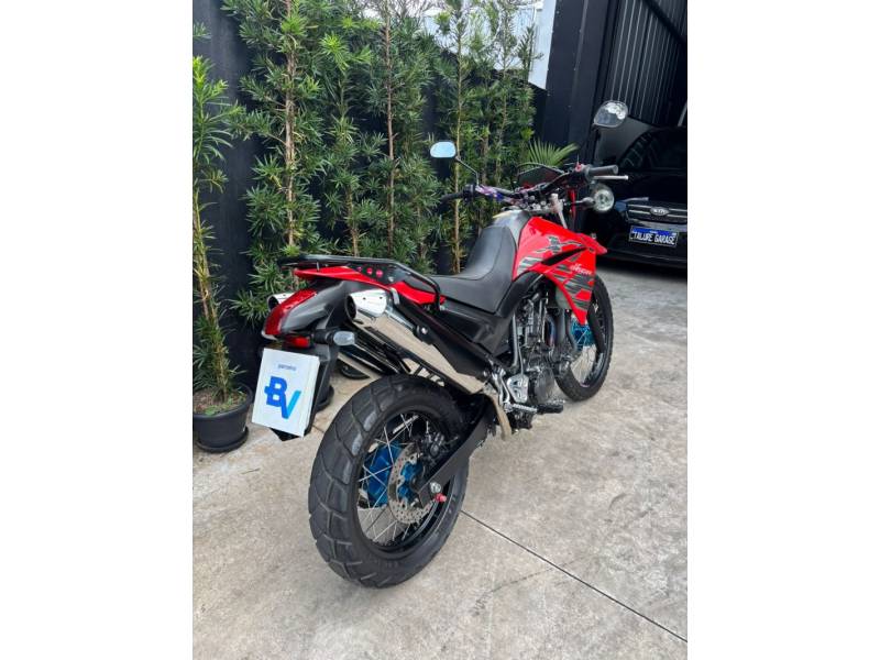 YAMAHA - XT - 2009/2009 - Vermelha - R$ 35.900,00