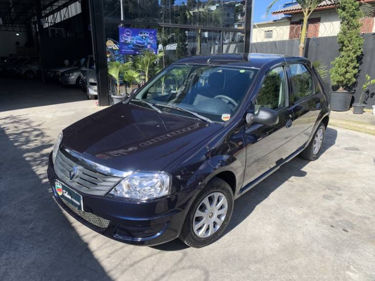RENAULT - LOGAN - 2010/2011 - Azul - R$ 24.900,00