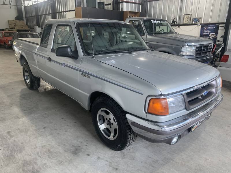 FORD - RANGER - 1995/1995 - Prata - R$ 68.000,00