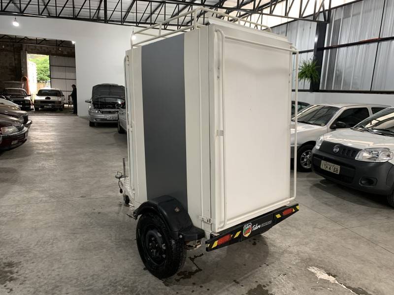 BINER - RB4M - 2016/2016 - Branca - R$ 15.000,00