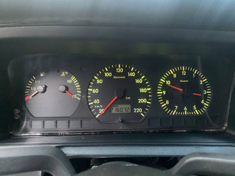 VOLKSWAGEN - SANTANA - 1998/1999 - Azul - R$ 28.000,00