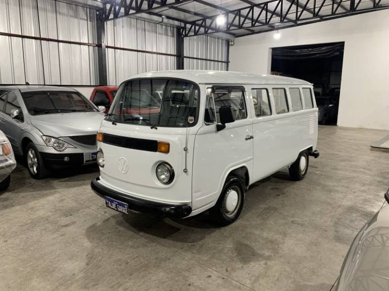 VOLKSWAGEN - KOMBI - 1997/1997 - Branca - R$ 28.900,00