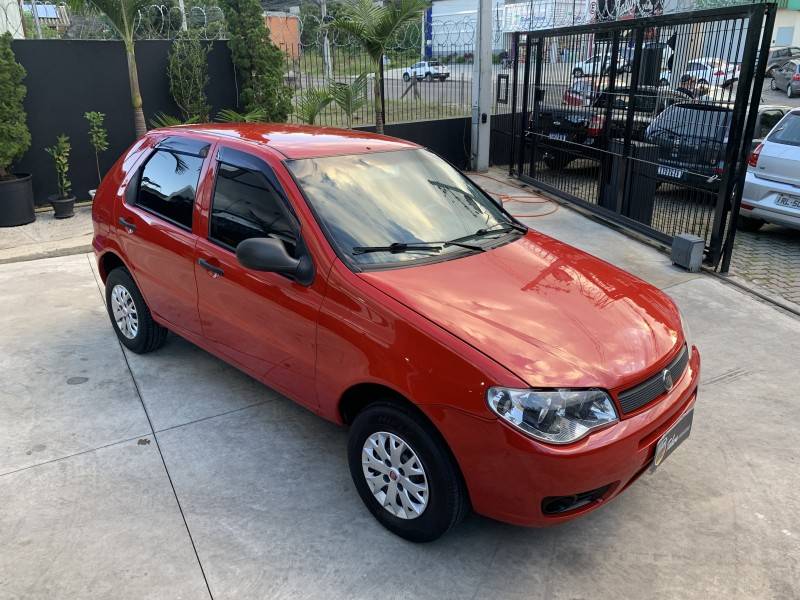 FIAT - PALIO - 2011/2011 - Vermelha - R$ 28.900,00