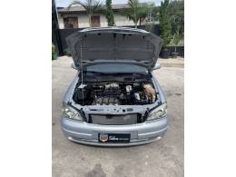 CHEVROLET - ASTRA - 2000/2001 - Prata - R$ 32.000,00