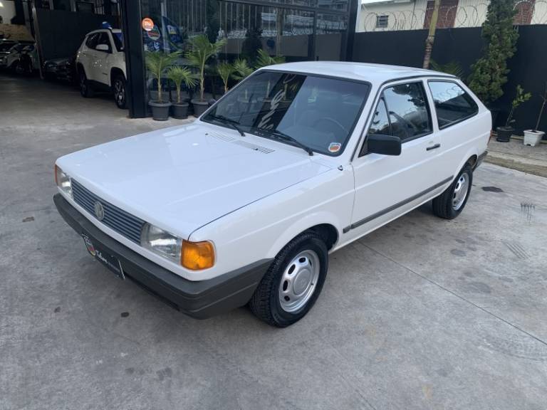 VOLKSWAGEN - GOL - 1993/1994 - Branca - R$ 32.000,00