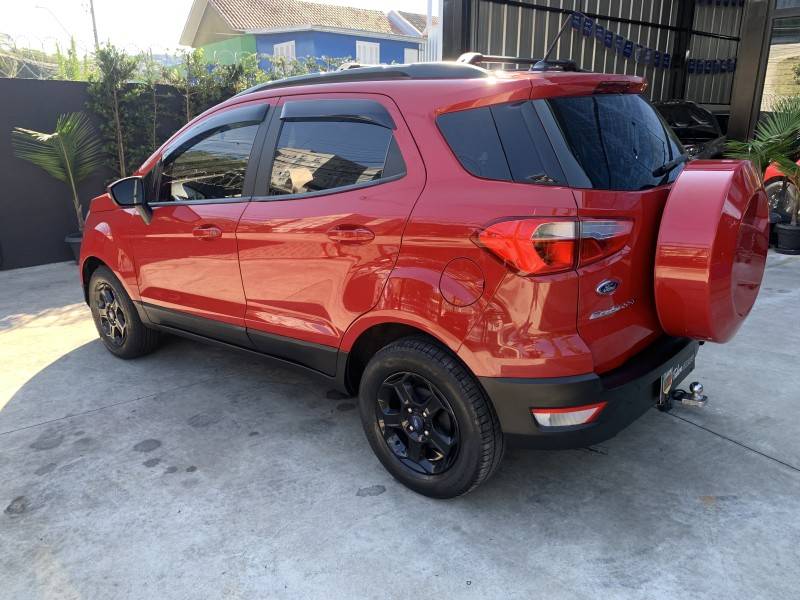 FORD - ECOSPORT - 2020/2021 - Vermelha - R$ 77.900,00