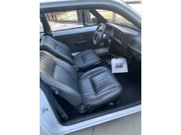 CHEVROLET - CHEVETTE - 1993/1993 - Branca - R$ 14.800,00