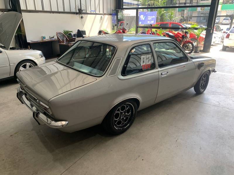 CHEVROLET - CHEVETTE - 1979/1979 - Prata - Sob Consulta