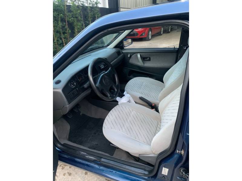 VOLKSWAGEN - SANTANA - 1998/1999 - Azul - R$ 28.000,00