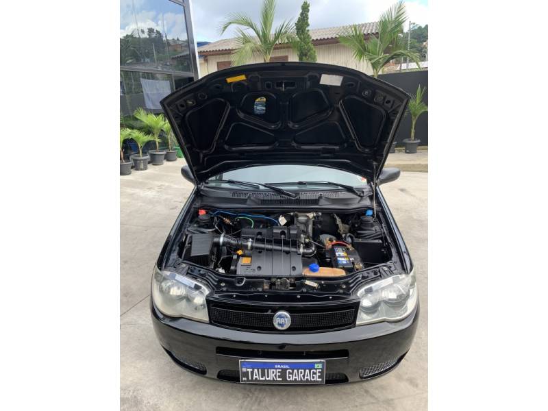 FIAT - SIENA - 2006/2007 - Preta - R$ 20.800,00