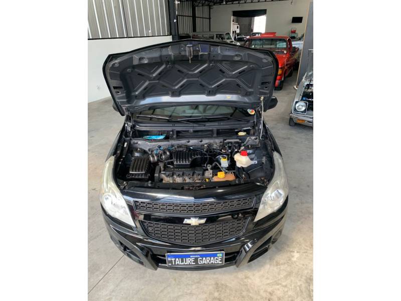 CHEVROLET - MONTANA - 2011/2012 - Preta - R$ 42.900,00
