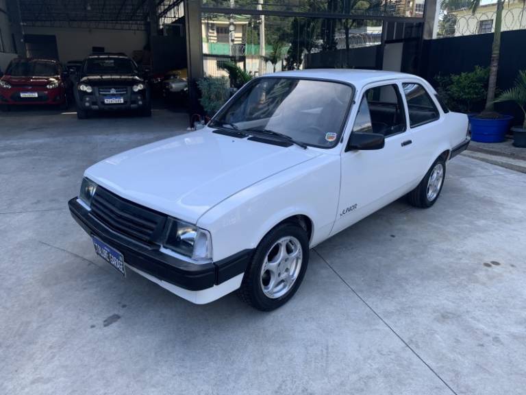 CHEVROLET - CHEVETTE - 1993/1993 - Branca - R$ 14.800,00
