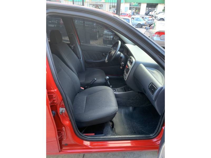 FIAT - PALIO - 2011/2011 - Vermelha - R$ 28.900,00