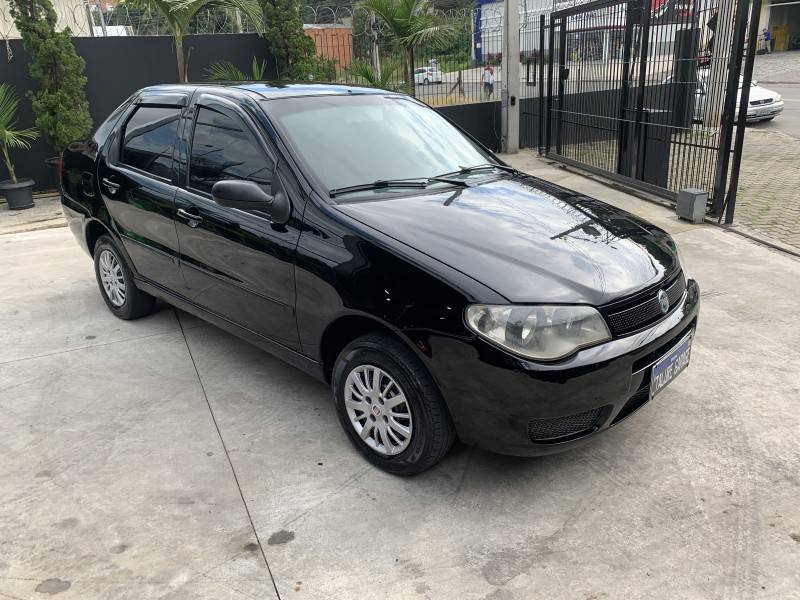 FIAT - SIENA - 2006/2007 - Preta - R$ 20.800,00