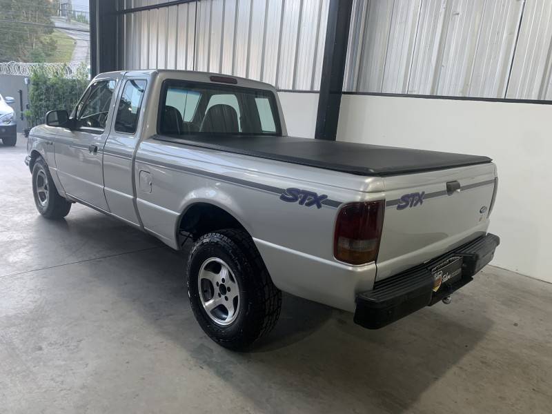 FORD - RANGER - 1995/1995 - Prata - R$ 68.000,00